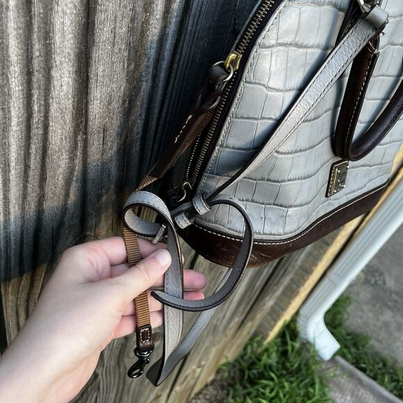 Dooney & Bourke Oakdale Croco Gray Embossed Leather Zip Satchel Crossbody READ - Picture 9 of 16